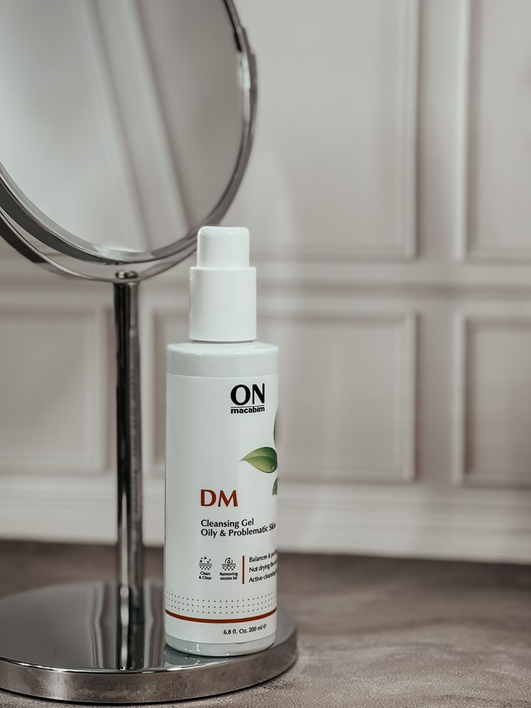 Cleansing Gel DM - очищающий гель для жирной кожи DM11 фото