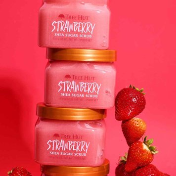 Tree Hut Strawberry Sugar Scrub 09500 фото